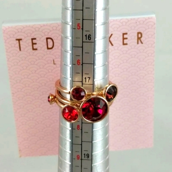 NEW TED BAKER LONDON ROSE GOLD-TONED COSTUME RING SZ 7.00 BRICK RED - Picture 1 of 4
